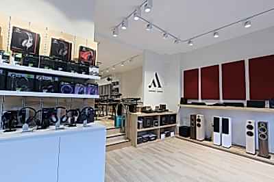 İstanbul, Bağdat Cad. Hi-Fi, Pro Audio Butik Mağazası, Fotoğraf: (2/10)